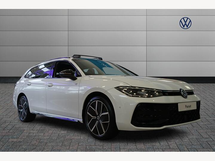 Volkswagen Passat 1.5 TSI EHybrid 19.7kWh R-Line DSG Euro 6 (s/s) 5dr