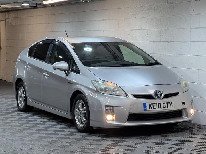Toyota Prius 1.8 VVT-h T4 CVT 5dr Toyota Prius 1.8 VVT-h T4 CVT 5dr