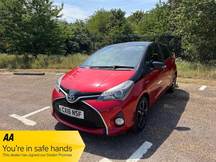 Toyota Yaris 1.5 VVT-h Design E-CVT Euro 6 5dr