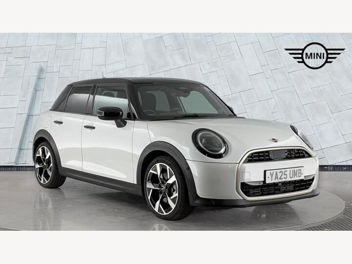 MINI Hatch 1.5C Exclusive Steptronic Euro 6 (s/s) 5dr