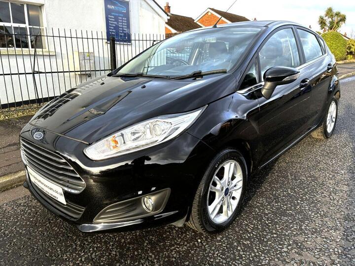 Ford FIESTA 1.0T EcoBoost Zetec Euro 6 (s/s) 5dr