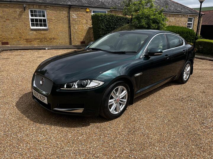 Jaguar XF 2.2d Luxury Auto Euro 5 (s/s) 4dr