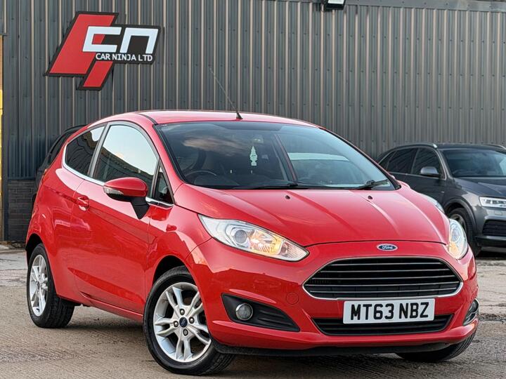 Ford Fiesta 1.0T EcoBoost Zetec Euro 5 (s/s) 3dr Ford Fiesta 1.0T EcoBoost Zetec Euro 5 (s/s) 3dr