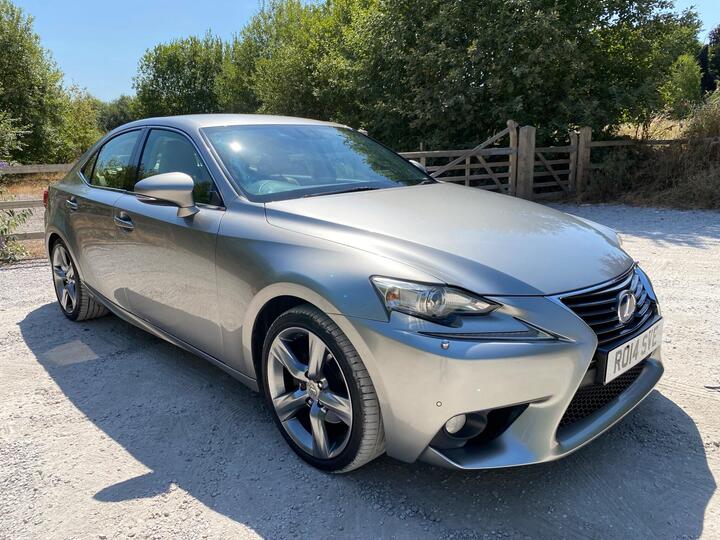 Lexus IS 2.5 300h Premier E-CVT Euro 5 (s/s) 4dr
