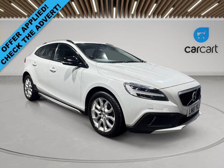 Volvo V40 CROSS COUNTRY 1.5 T3 Pro Auto Euro 6 (s/s) 5dr