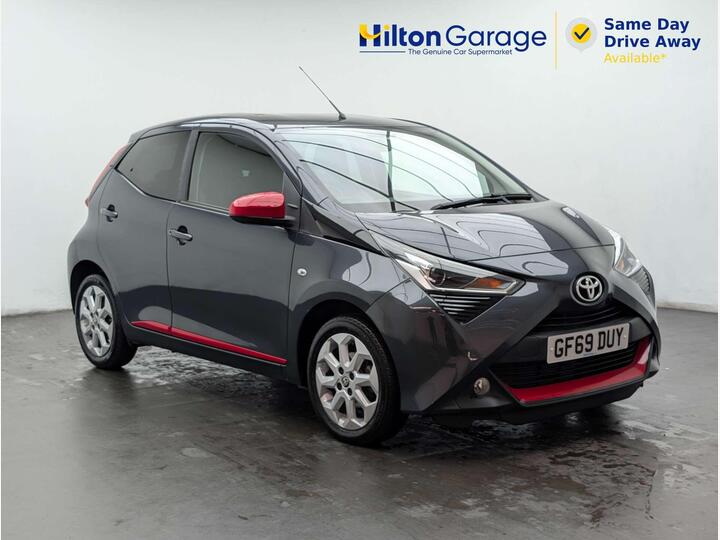 Toyota AYGO 1.0 VVT-i X-trend Funroof X-shift Euro 6 5dr