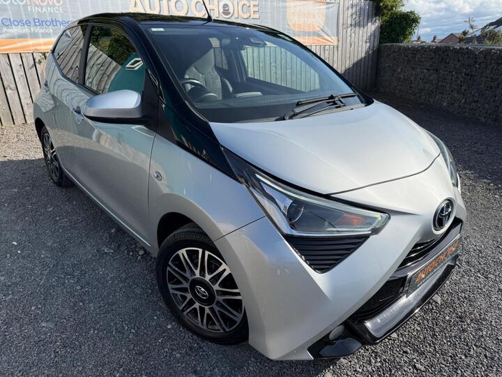 Toyota AYGO 1.0 VVT-i X-clusiv Euro 6 5dr (Safety Sense)