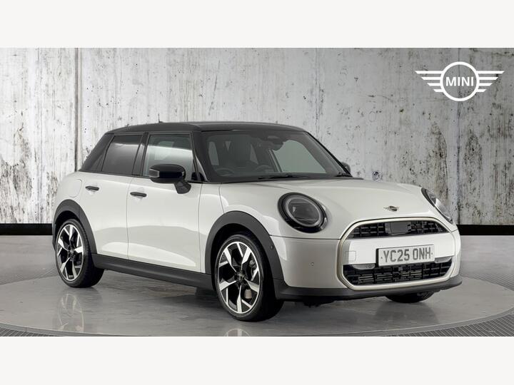 MINI Hatch 1.5C Exclusive Steptronic Euro 6 (s/s) 5dr