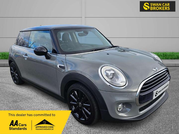 MINI Hatch 1.5 Cooper Auto Euro 6 (s/s) 3dr