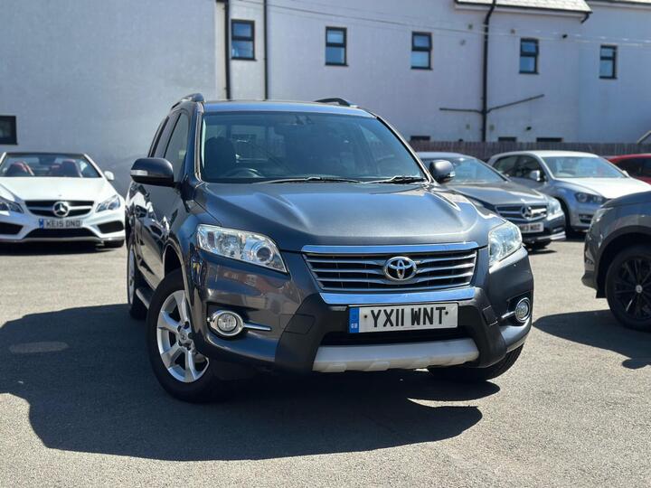 Toyota RAV4 2.2 D-CAT XT-R Auto 4WD Euro 5 5dr
