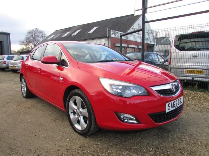 Vauxhall Astra 1.6 16v SRi Euro 5 5dr