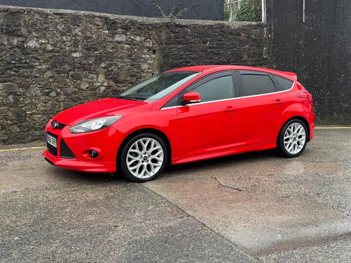 Ford Focus 1.0T EcoBoost Zetec S Euro 5 (s/s) 5dr