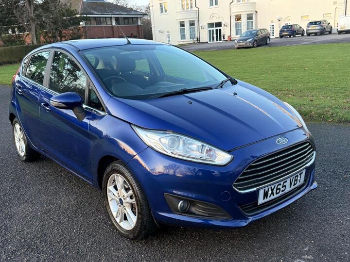 Ford FIESTA 1.0T EcoBoost Zetec Euro 6 (s/s) 5dr Ford FIESTA 1.0T EcoBoost Zetec Euro 6 (s/s) 5dr