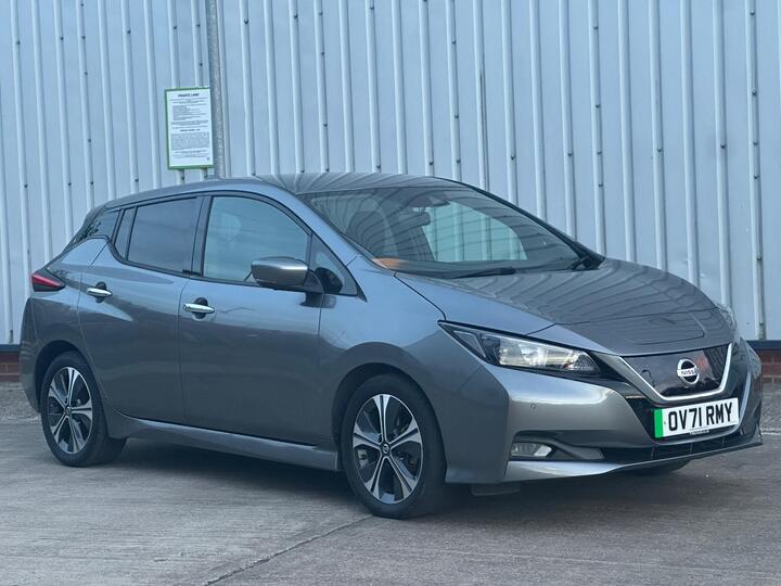 Nissan Leaf 40kWh N-Connecta Auto 5dr Nissan Leaf 40kWh N-Connecta Auto 5dr