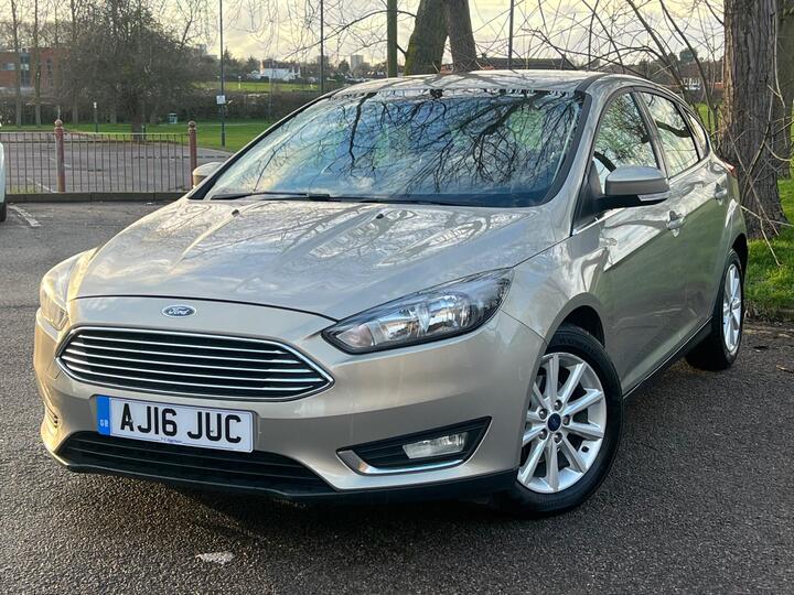Ford Focus 1.0T EcoBoost Titanium Auto Euro 6 (s/s) 5dr
