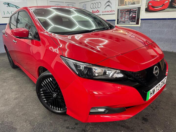 Nissan LEAF 39kWh N-Connecta Auto 5dr