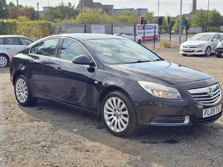 Vauxhall Insignia 2.0 CDTi Exclusiv Auto Euro 5 5dr