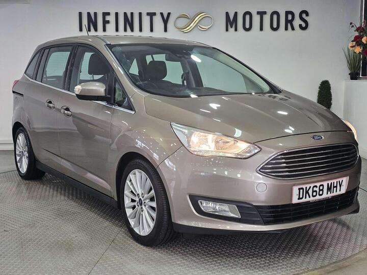 Ford C-MAX 1.0T EcoBoost GPF Titanium Euro 6 (s/s) 5dr Ford C-MAX 1.0T EcoBoost GPF Titanium Euro 6 (s/s) 5dr