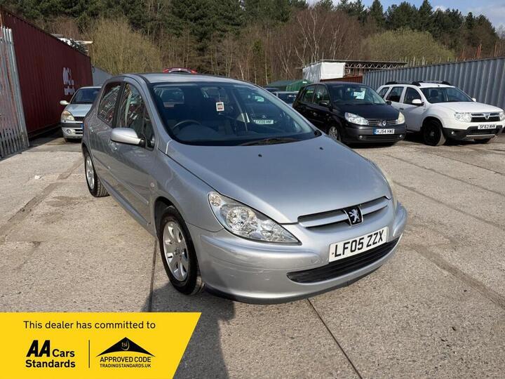 Peugeot 307 1.6 16v S 5dr (a/c) Peugeot 307 1.6 16v S 5dr (a/c)