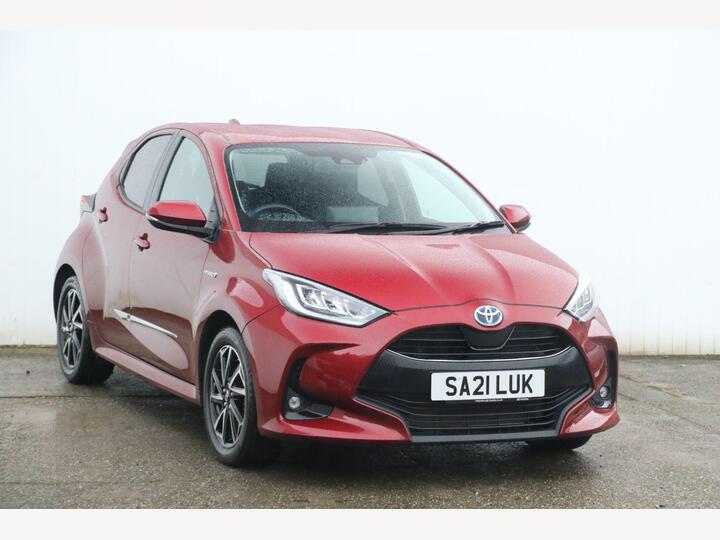 Toyota Yaris 1.5 VVT-h Design E-CVT Euro 6 (s/s) 5dr