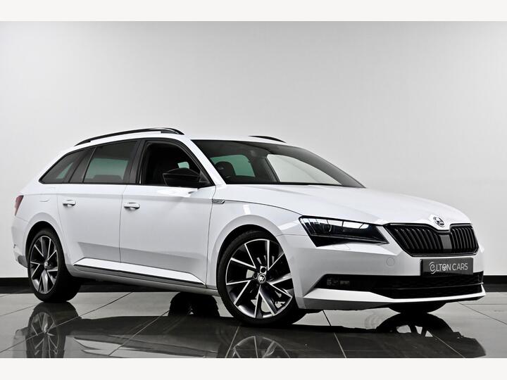 Skoda Superb 2.0 TDI SportLine Euro 6 (s/s) 5dr Skoda Superb 2.0 TDI SportLine Euro 6 (s/s) 5dr
