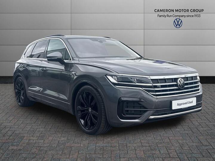 Volkswagen Touareg 3.0 TDI V6 R-Line Tech Plus Tiptronic 4Motion Euro 6 (s/s) 5dr Volkswagen Touareg 3.0 TDI V6 R-Line Tech Plus Tiptronic 4Motion Euro 6 (s/s) 5dr
