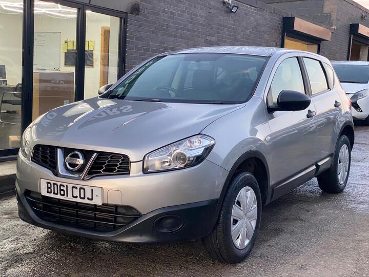 Nissan Qashqai 1.5 DCi Puredrive Visia 2WD Euro 5 5dr