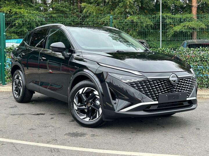 Nissan Qashqai 1.3 DIG-T MHEV N-Connecta Euro 6 (s/s) 5dr