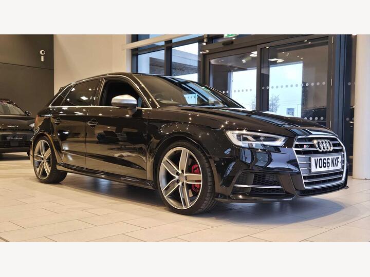 Audi A3 Sportback 2.0 TFSI Sportback S Tronic Quattro Euro 6 (s/s) 5dr