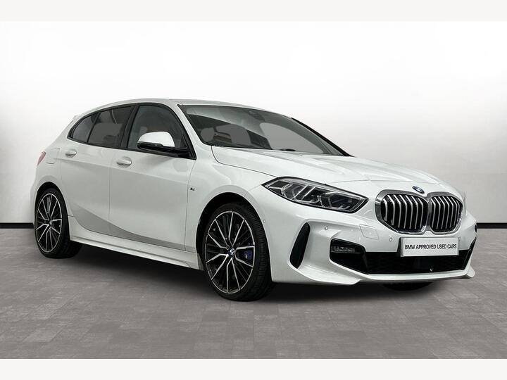 BMW 1 Series 1.5 118i M Sport Euro 6 (s/s) 5dr BMW 1 Series 1.5 118i M Sport Euro 6 (s/s) 5dr