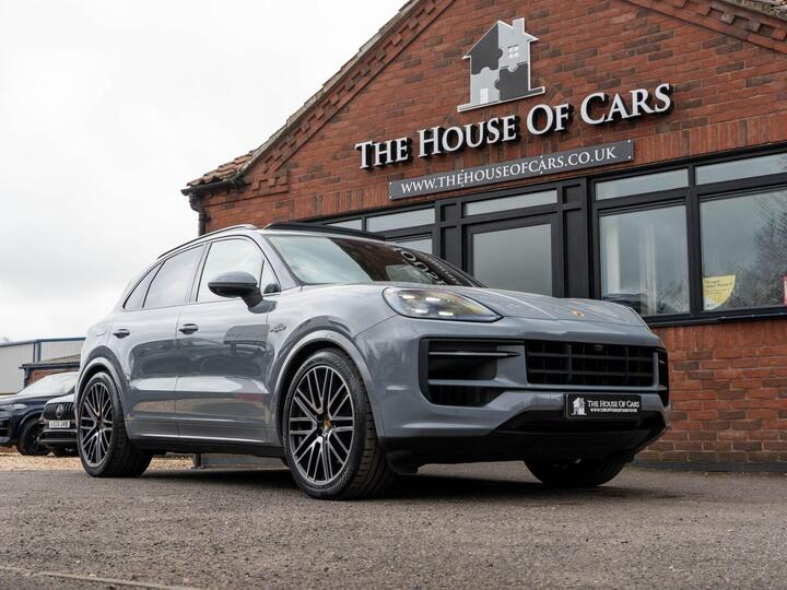 Porsche Cayenne 3.0 V6 E-Hybrid 25.9kWh TiptronicS 4WD Euro 6 (s/s) 5dr