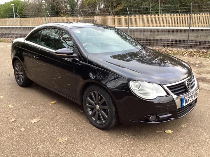 Volkswagen Eos 1.4 TSI SE Cabriolet Euro 4 2dr Volkswagen Eos 1.4 TSI SE Cabriolet Euro 4 2dr