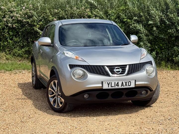 Nissan Juke 1.6 Tekna Euro 5 (s/s) 5dr Nissan Juke 1.6 Tekna Euro 5 (s/s) 5dr