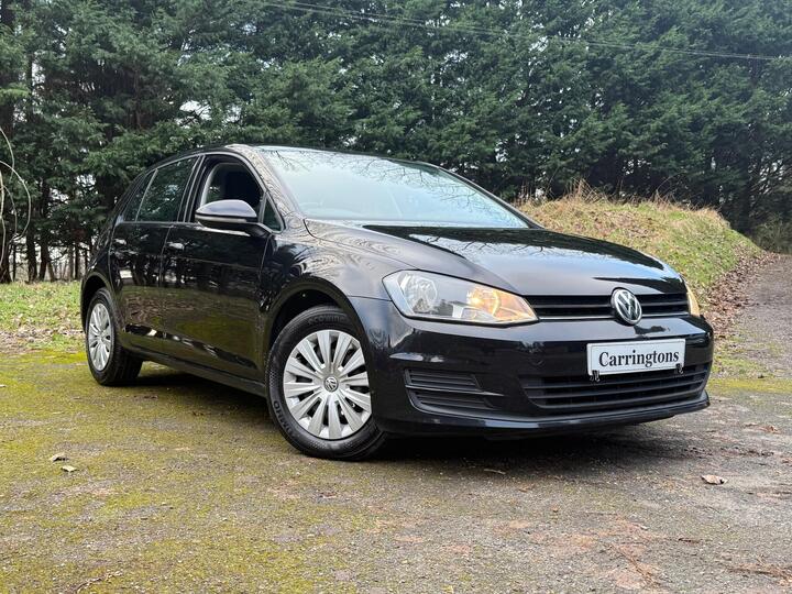 Volkswagen Golf 1.2 TSI BlueMotion Tech S Euro 5 (s/s) 5dr Volkswagen Golf 1.2 TSI BlueMotion Tech S Euro 5 (s/s) 5dr