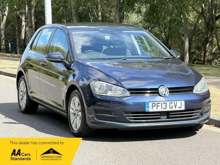 Volkswagen Golf 1.6 TDI BlueMotion Tech SE Euro 5 (s/s) 5dr