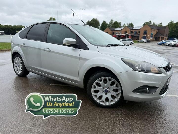 Ford FOCUS 1.6 Titanium 5dr
