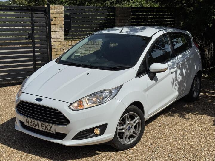 Ford FIESTA 1.0T EcoBoost Zetec Euro 5 (s/s) 5dr