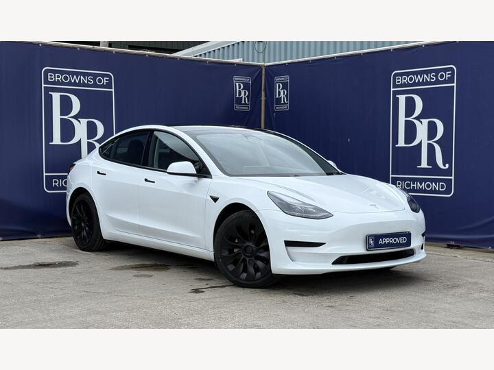 Tesla Model 3 Auto RWD 4dr
