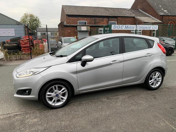Ford Fiesta 1.0T EcoBoost Zetec Powershift Euro 6 5dr