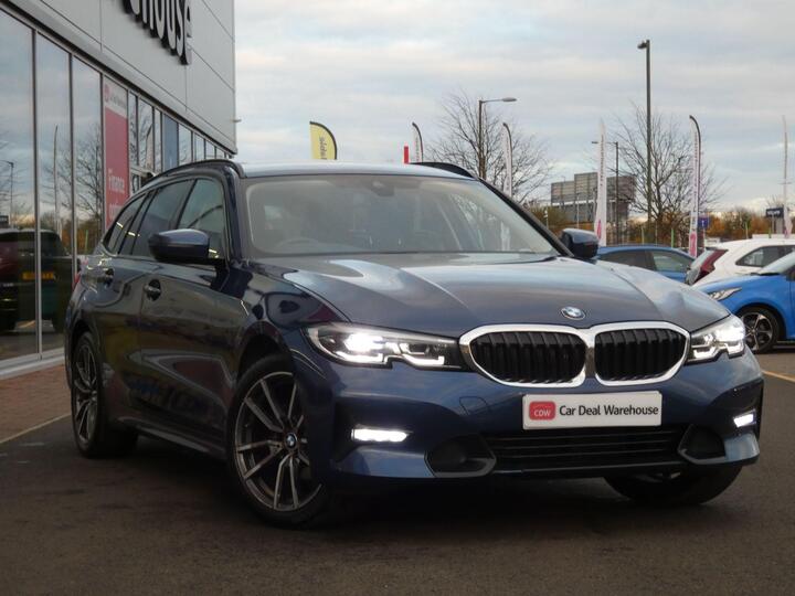 BMW 3 Series 2.0 318i Sport Touring Auto Euro 6 (s/s) 5dr BMW 3 Series 2.0 318i Sport Touring Auto Euro 6 (s/s) 5dr