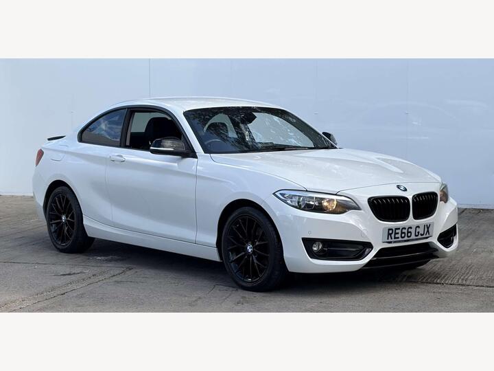 BMW 2 Series 2.0 220i Sport Euro 6 (s/s) 2dr