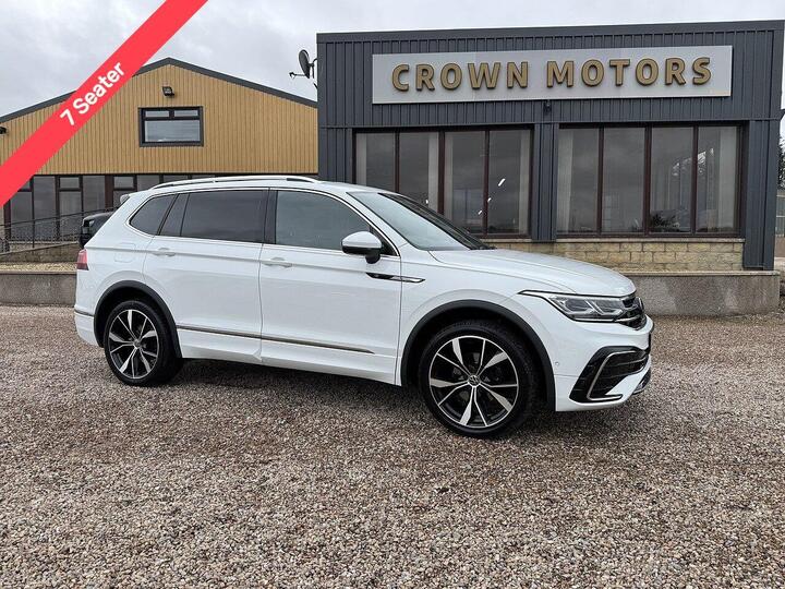 Volkswagen Tiguan Allspace 1.5 TSI R-Line DSG Euro 6 (s/s) 5dr Volkswagen Tiguan Allspace 1.5 TSI R-Line DSG Euro 6 (s/s) 5dr