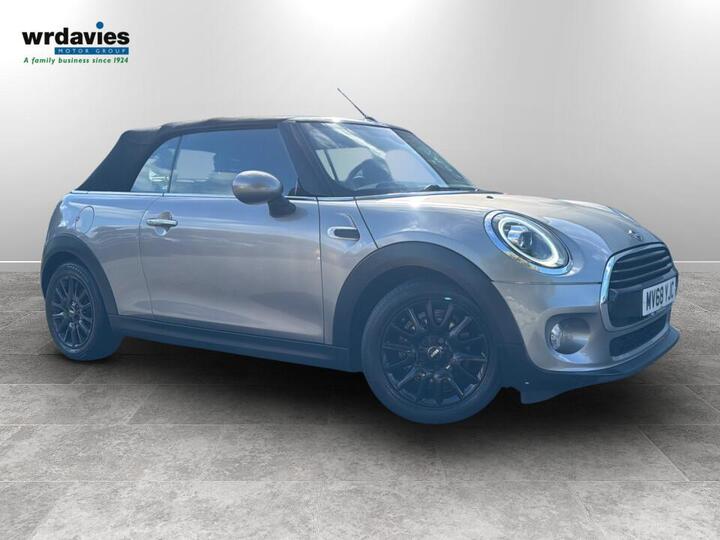 MINI Convertible 1.5 Cooper Euro 6 (s/s) 2dr