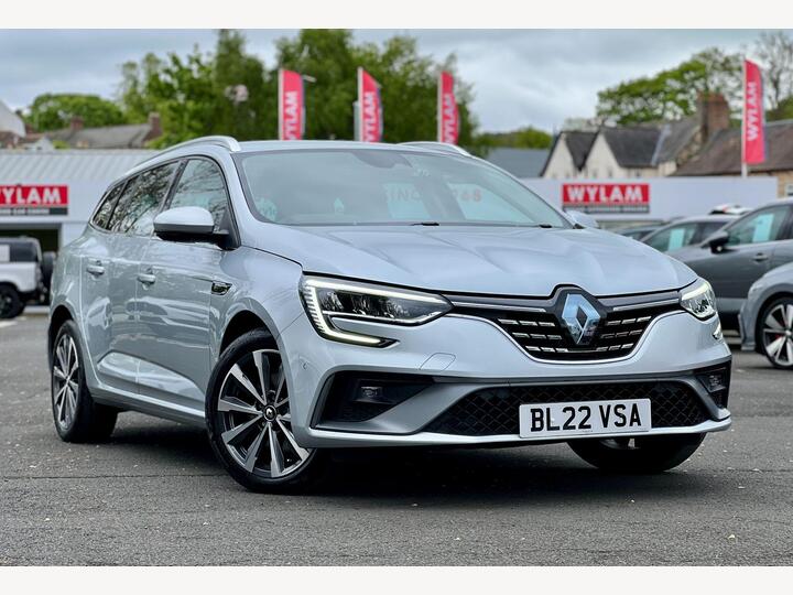 Renault Megane 1.6 E-TECH 9.8kWh RS Line Sport Tourer Auto Euro 6 (s/s) 5dr