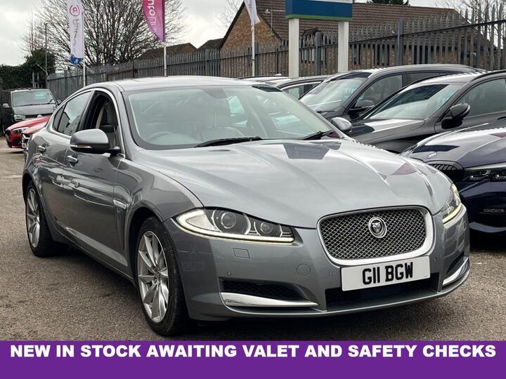 Jaguar XF 2.2d Premium Luxury Auto Euro 5 (s/s) 4dr