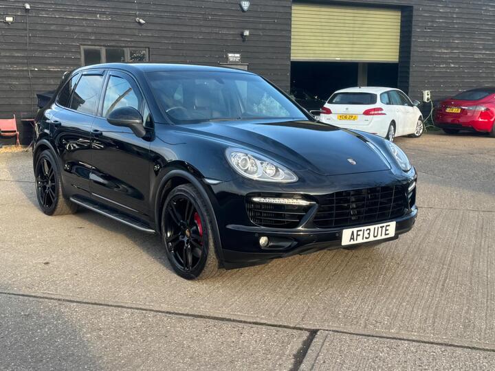 Porsche Cayenne 4.8T V8 Turbo TiptronicS 4WD Euro 5 (s/s) 5dr