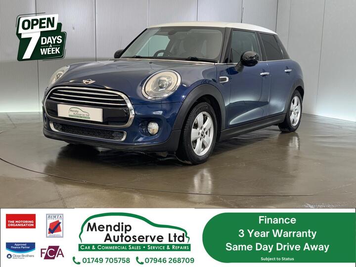 MINI Hatch 1.5 Cooper Hatchback 5dr Petrol Auto Euro 6 (s/s) (136 Ps)