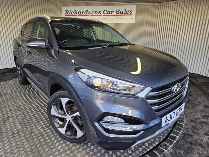 Hyundai TUCSON 1.7 CRDi Blue Drive Premium DCT Euro 6 (s/s) 5dr Hyundai TUCSON 1.7 CRDi Blue Drive Premium DCT Euro 6 (s/s) 5dr