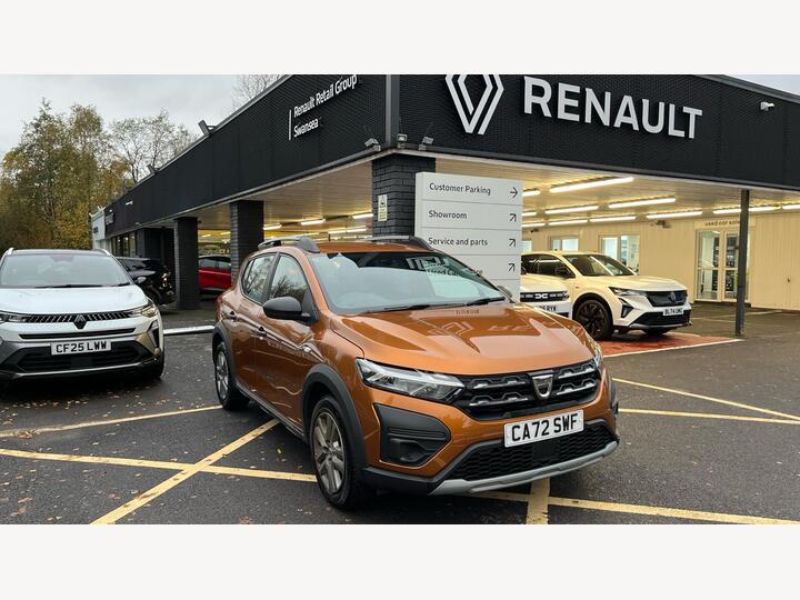 Dacia Sandero 1.0 TCe Essential Euro 6 (s/s) 5dr Dacia Sandero 1.0 TCe Essential Euro 6 (s/s) 5dr