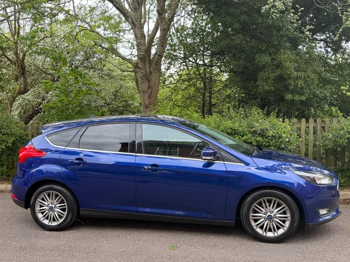 Ford Focus 1.0T EcoBoost Zetec Edition Euro 6 (s/s) 5dr